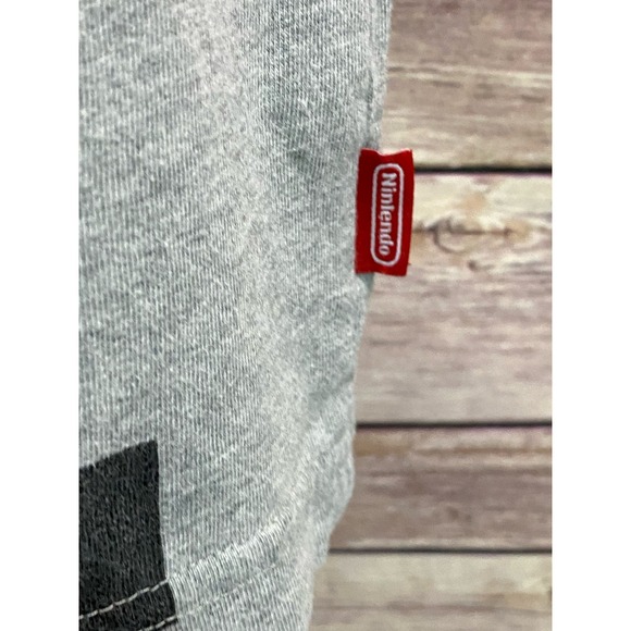 Men’s Small Uniqlo UTGP Nintendo Pokemon Pikachu Graphic T-Shirt Global Design - Picture 6 of 10